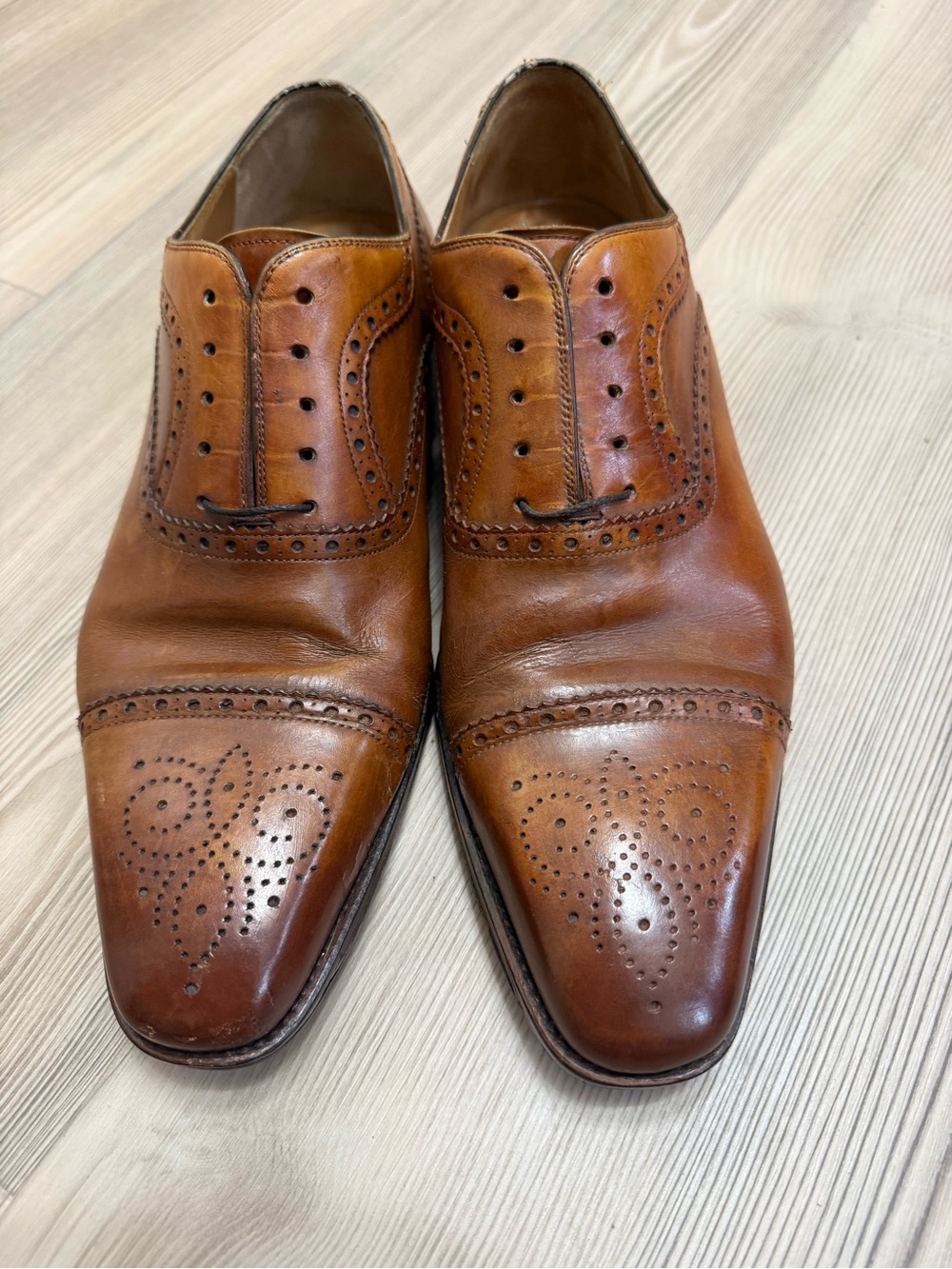 Magnanni Brown Leather Brogue Cap-Toe Oxfords
